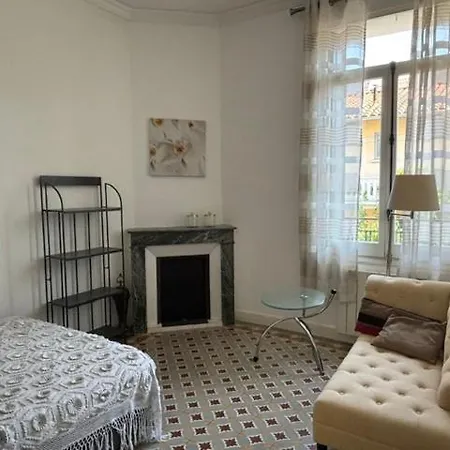 Cosy Au Centre Et Au Calm بيربينيو